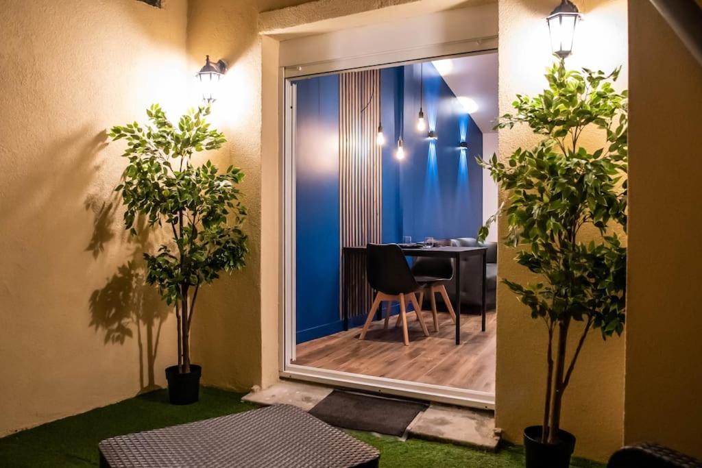 Blue Night - Jacuzzi - Bord De Seine Διαμέρισμα Corbeil-Essonnes Εξωτερικό φωτογραφία